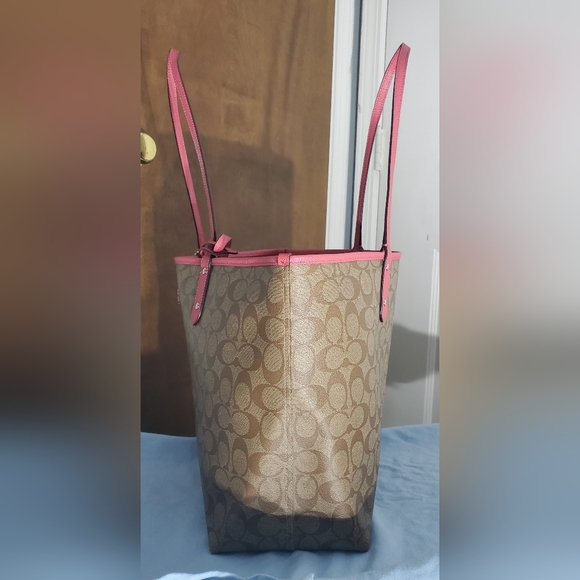 Coach Brown and Pink Signature Tote - Picture 4 of 11